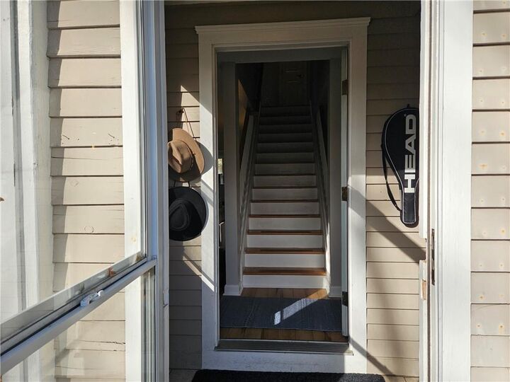 Property Photo:  208 Marlborough Street 4  RI 02818 