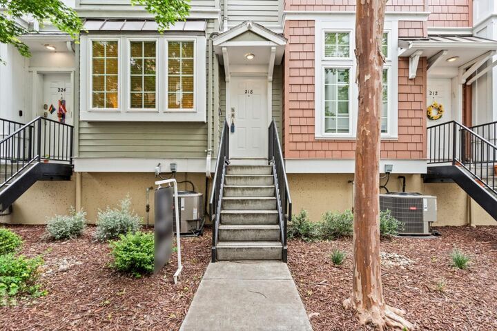 Property Photo:  218 Grayson Terrace  CA 95126 