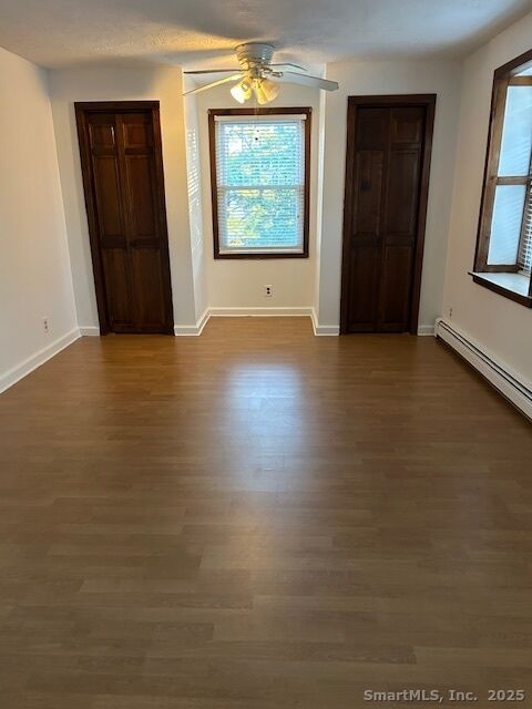 Property Photo:  15 Pickett Street  CT 06460 