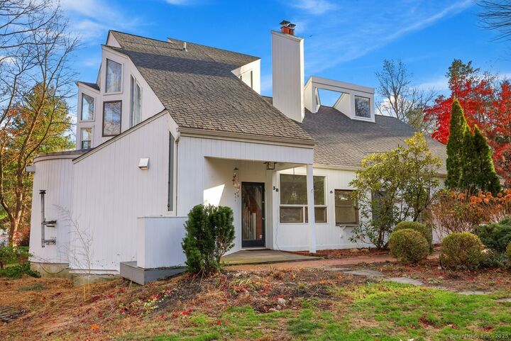 Property Photo:  38 Chester Road  CT 06612 