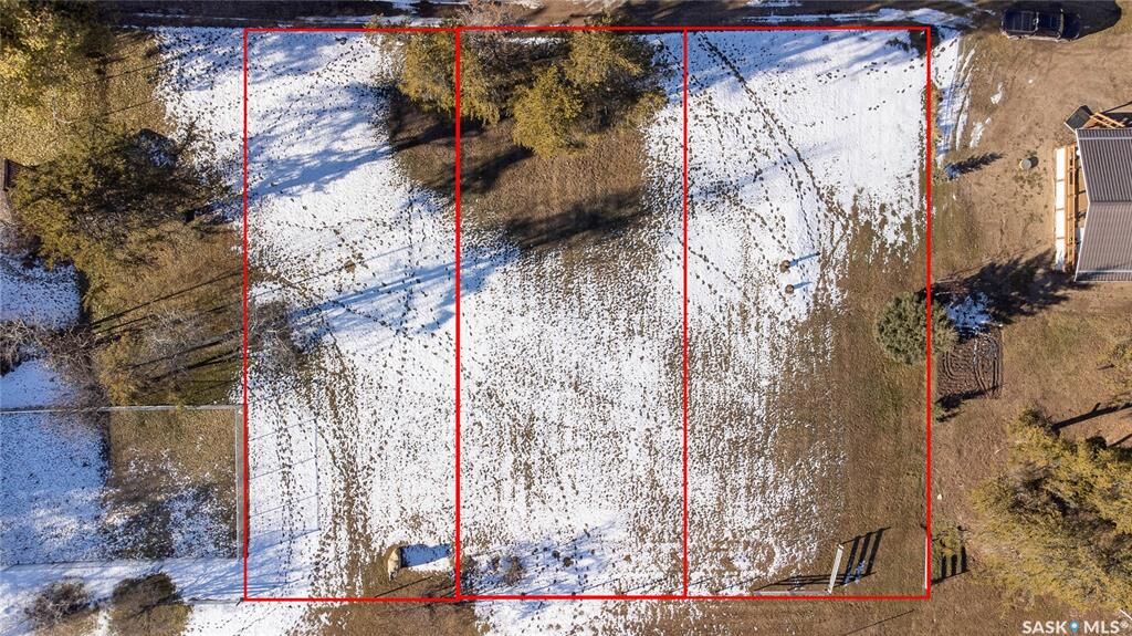 Property Photo:  6 Main Street  SK S0M 2K0 