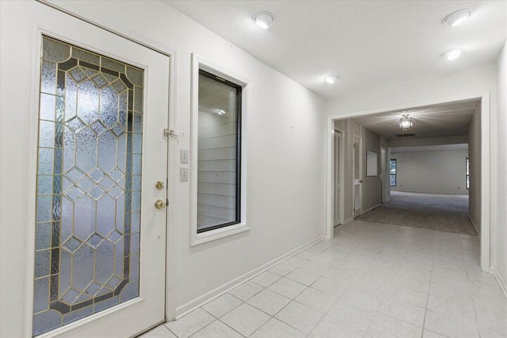 Property Photo:  405 Nottingham Court  FL 32312 