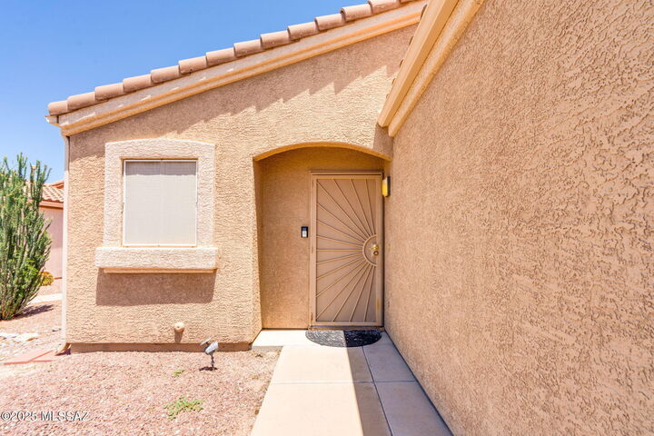Property Photo:  9839 E Spanish Flower Court  AZ 85748 