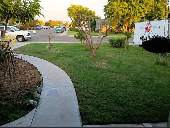 Property Photo: 2527 S Linda Vista Street CA 93277