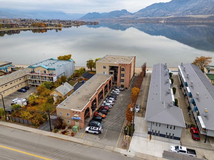 Property Photo: 7310 Main Street 207 BC V0H 1V0