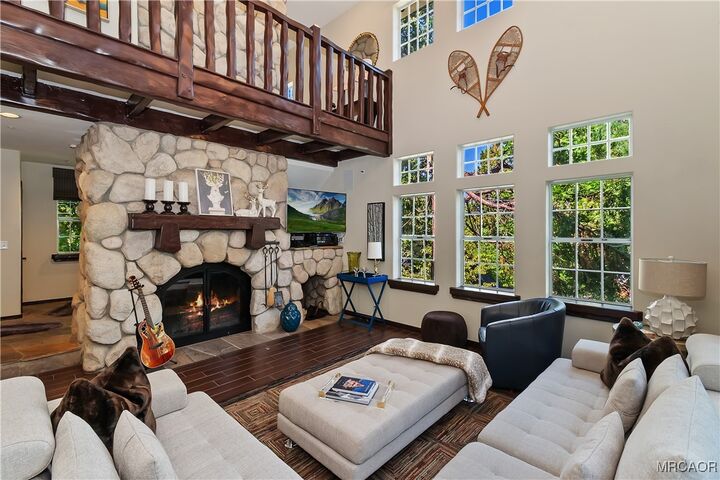 Property Photo: 244 Corona Circle CA 92352