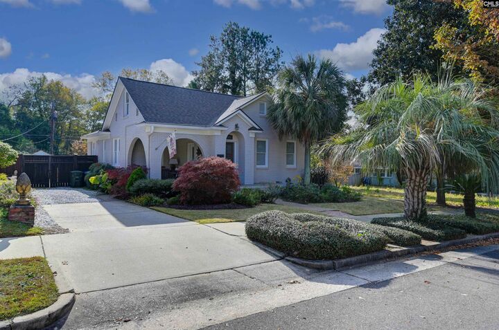 Property Photo:  1108 Lancaster  SC 29201-1317 