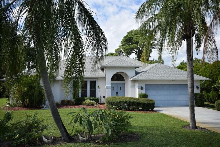 1928 NW Pine Lake Dr  Stuart FL 34994 photo