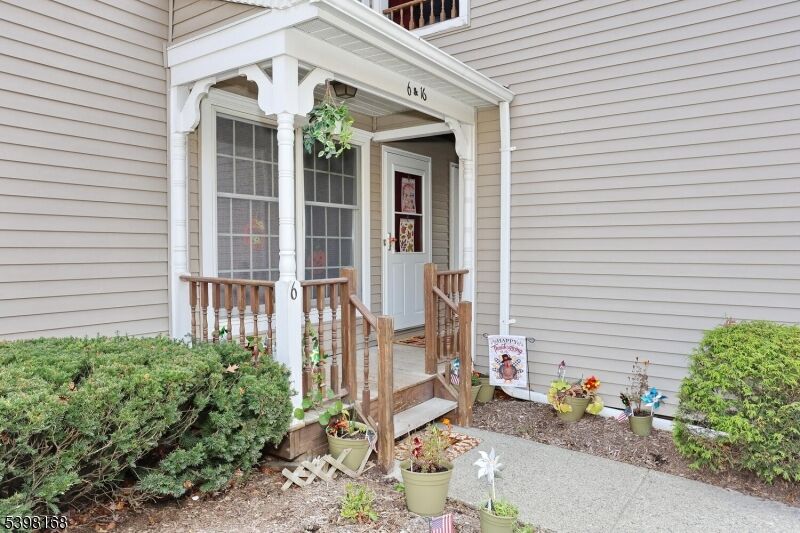 Property Photo:  120 Willard St 16  NJ 07442 