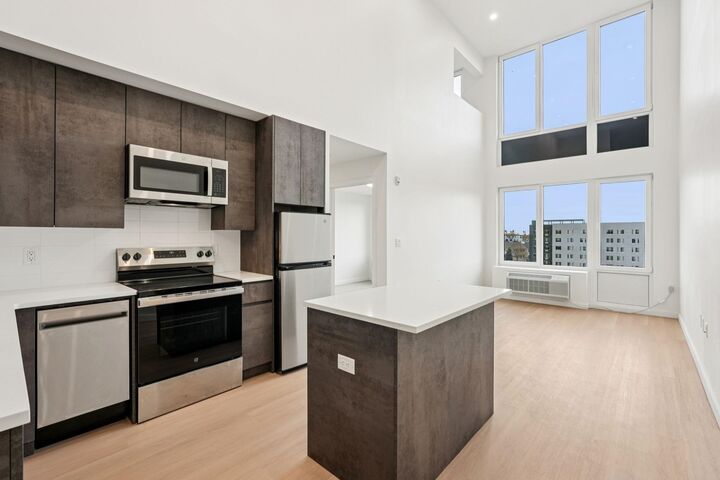 Property Photo: 1 Mallory Ave 501 NJ 07305