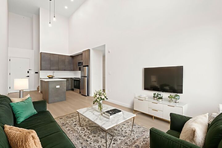 Property Photo:  1 Mallory Ave 501  NJ 07305 