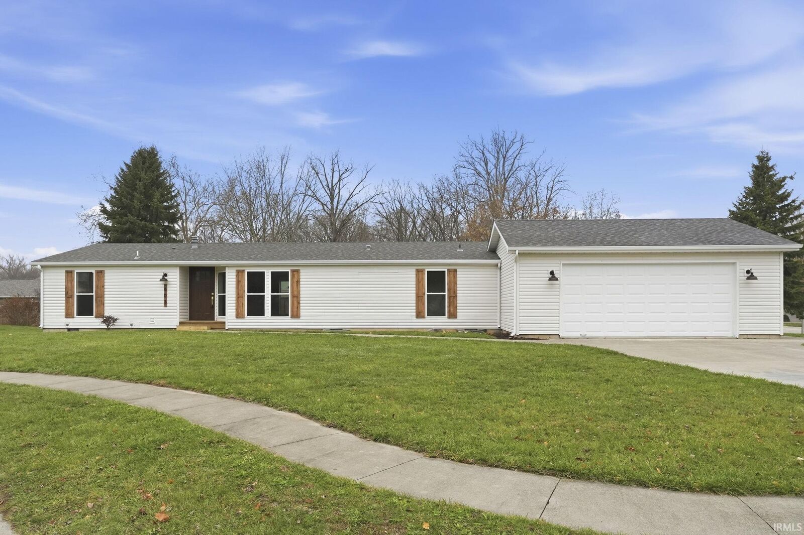 Property Photo:  603 Roselawn Court  IN 46706 