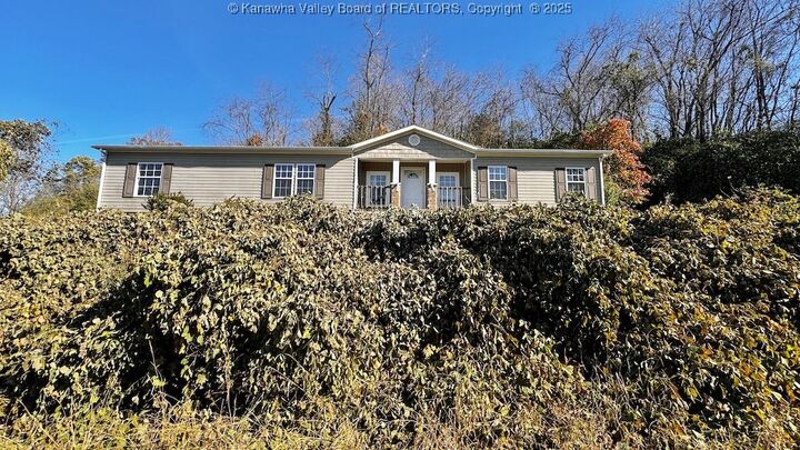 Property Photo:  5173 Cherry Lawn Road  WV 25705 