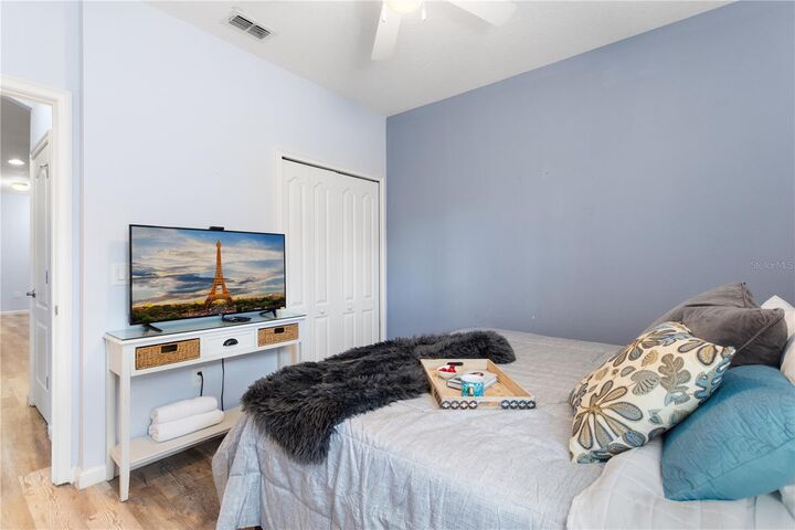 Property Photo:  5252 Oakbourne Avenue  FL 33837 