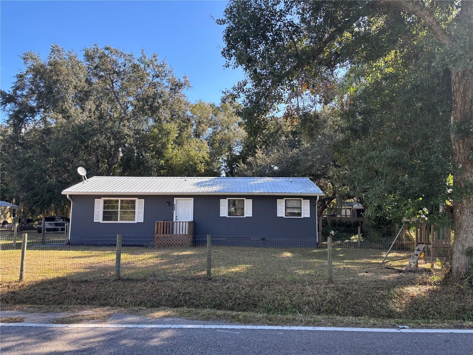 Property Photo:  4418 NE Masters Avenue  FL 34266 