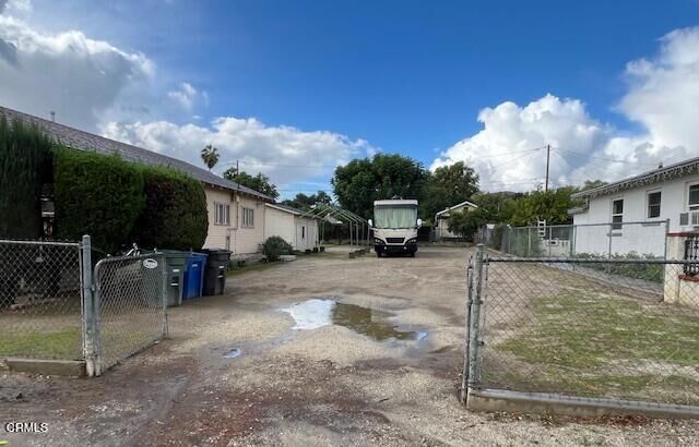 Property Photo:  521 Temescal Street  CA 93040 