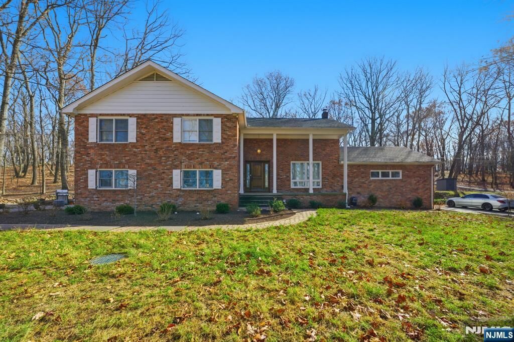 Property Photo:  39 Miller Drive  NJ 07005 