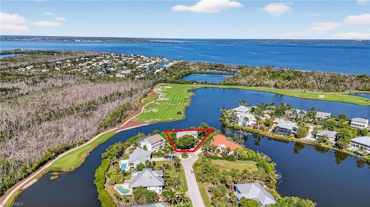 Property Photo:  1433 Sanderling Cir  FL 33957 