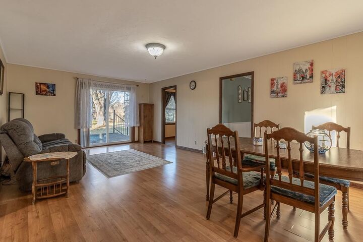 Property Photo: 711 E Blue Earth Street MN 56055