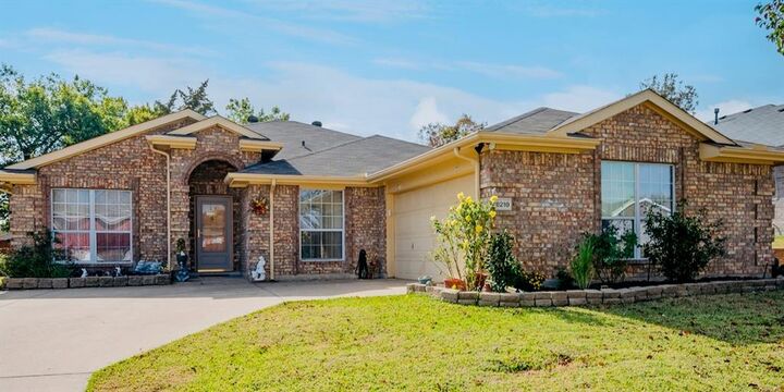 8210 Champion Drive  Rowlett TX 75089 photo