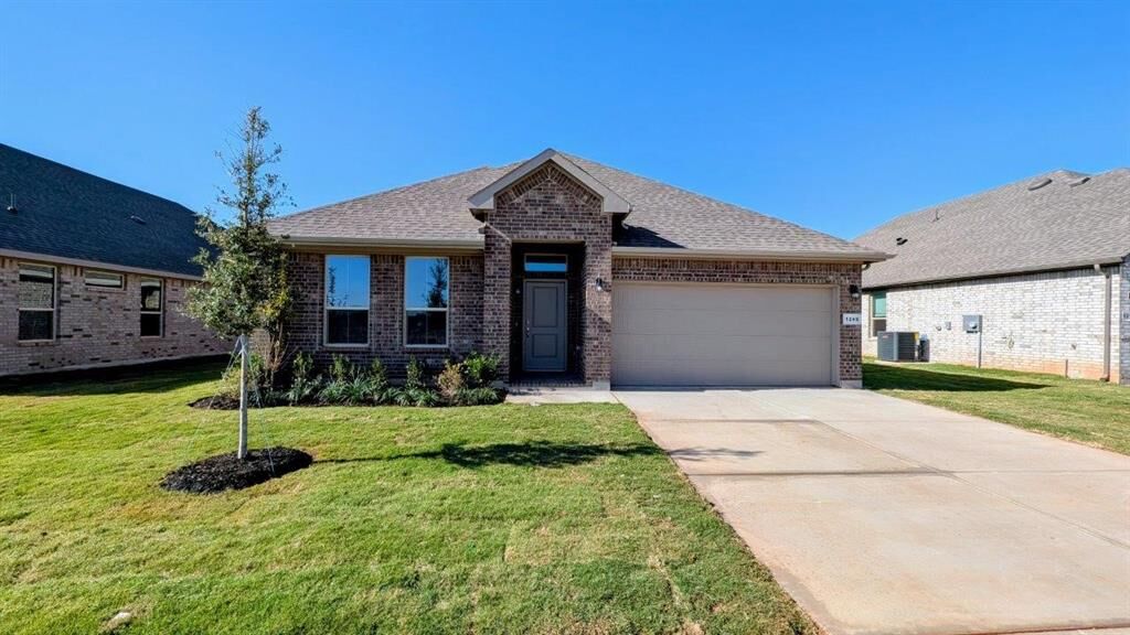Property Photo:  1249 Beltway Lane  TX 76048 