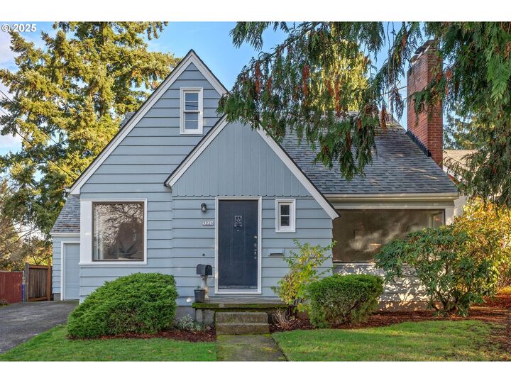 5226 NE 35th Pl  Portland OR 97211 photo