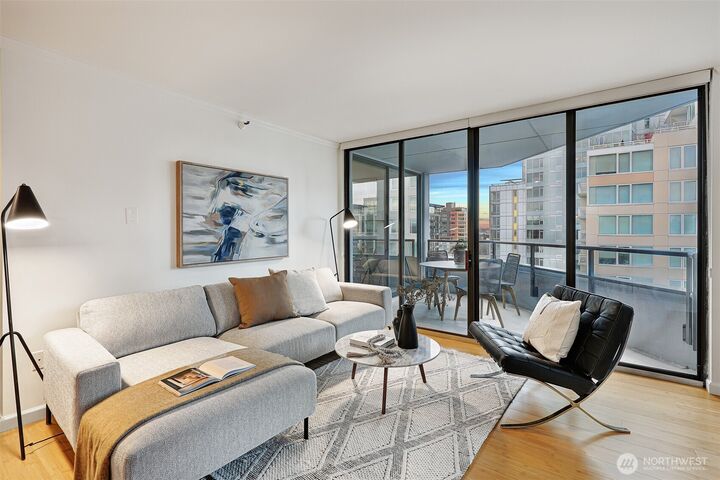 Property Photo:  2621  2nd Avenue 1202  WA 98121 