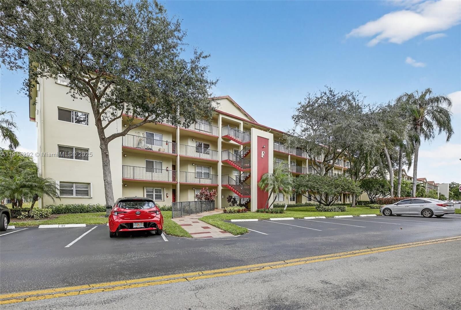 Property Photo:  701 SW 128th Ave 310F  FL 33027 