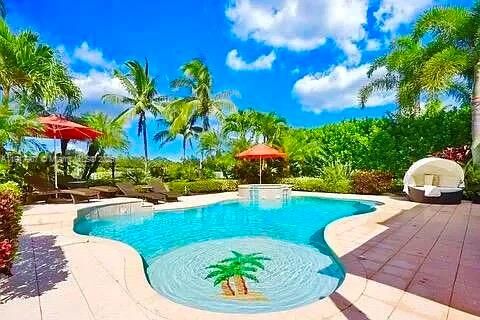 Property Photo:  585 SW Yacht Basin Way  FL 34997 