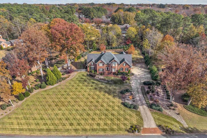 Property Photo:  111 West Woodglen Road  SC 29301 