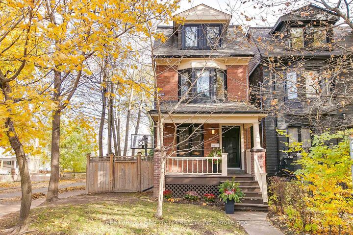 123 Coady Avenue  Toronto ON M4M 2Y9 photo