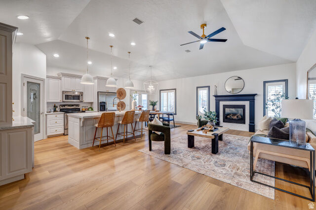 Property Photo:  479 E Fox Farm Pl S  UT 84020 