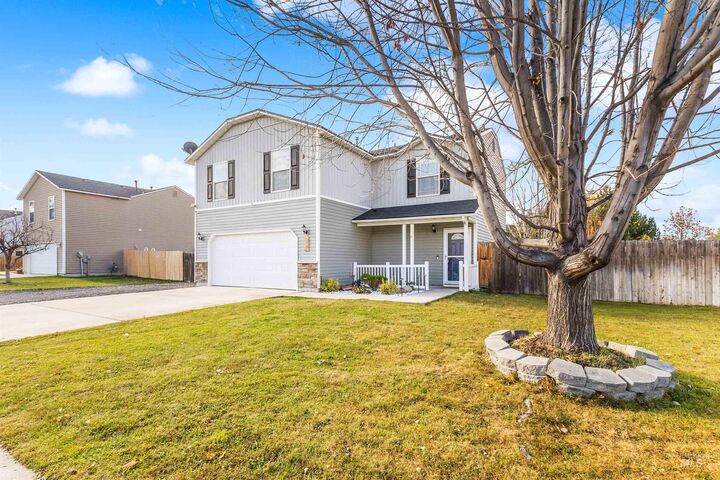 Property Photo:  837 S Jake Avenue  ID 83634 