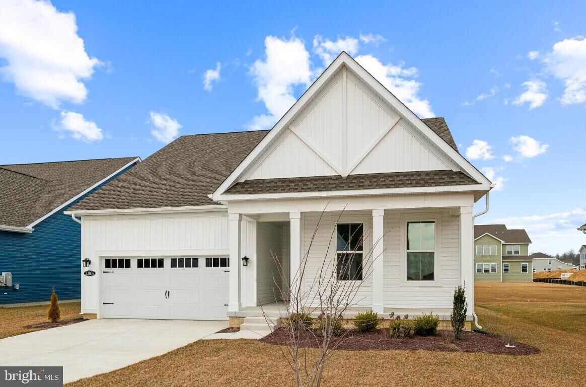 Property Photo: 22014 Heartwood Circle DE 19958