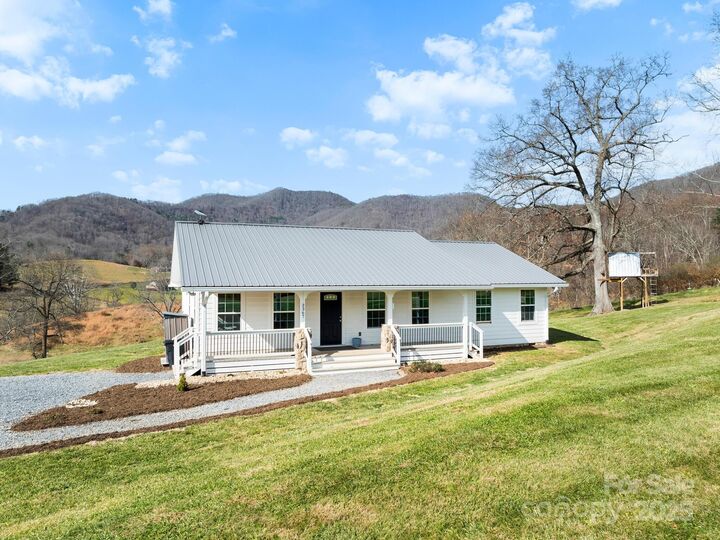 Property Photo:  3367 Thickety Road  NC 28721 