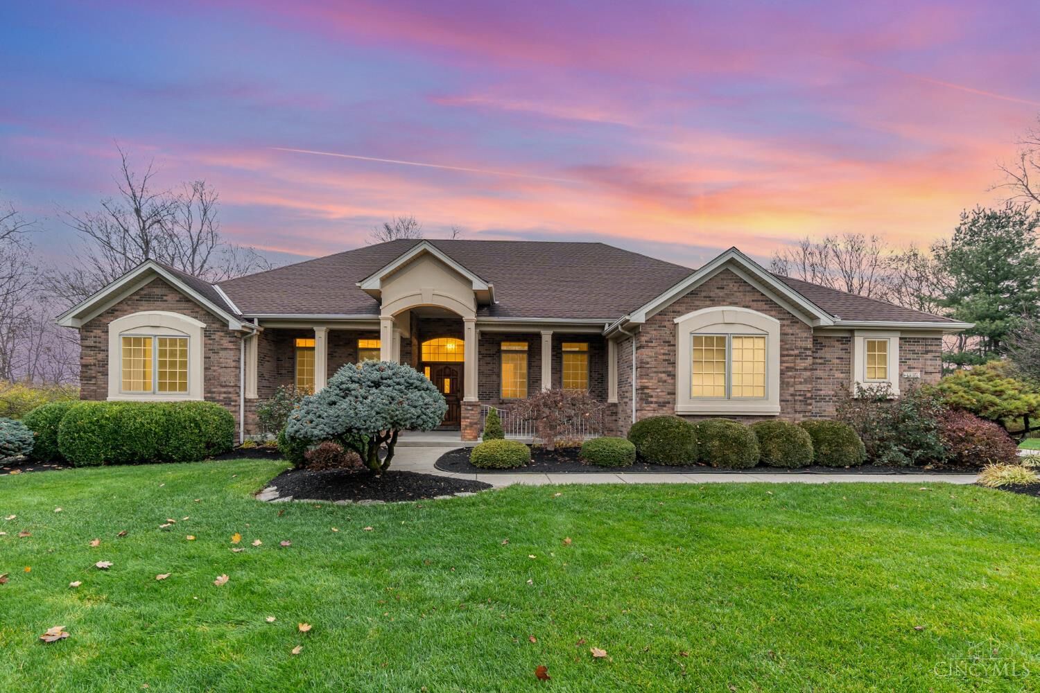 Property Photo: 4889 Wellington Chase Court OH 45248