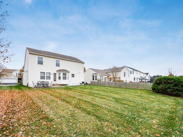 Property Photo:  387 Hobart Street  OH 43147 