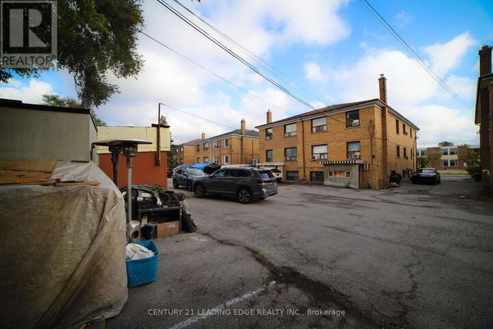 Property Photo:  152 Overbrook Place Bsmt  ON M3H 4P9 