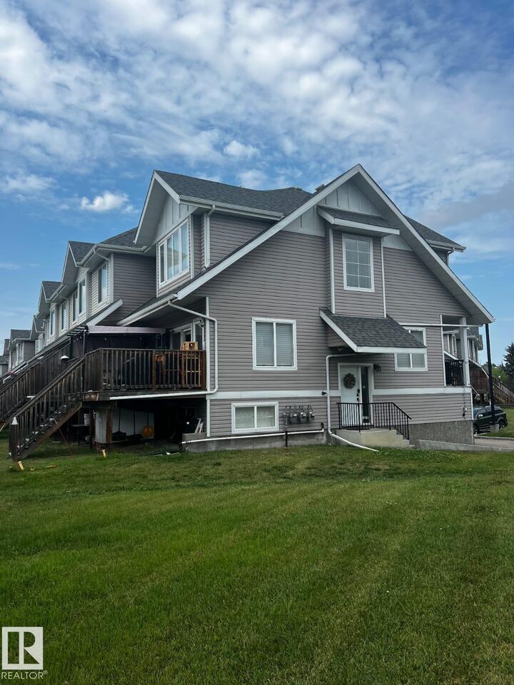 Property Photo:  13215 153 Avenue NW 7  AB T6V 0B6 