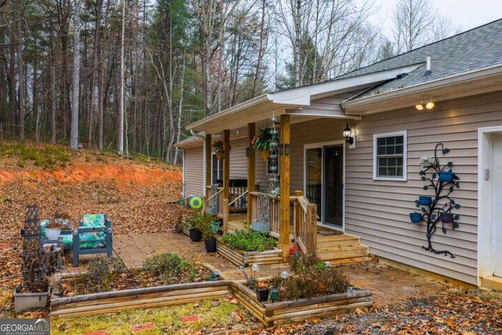 Property Photo: 607 Satsuma Court S 673 GA 30536