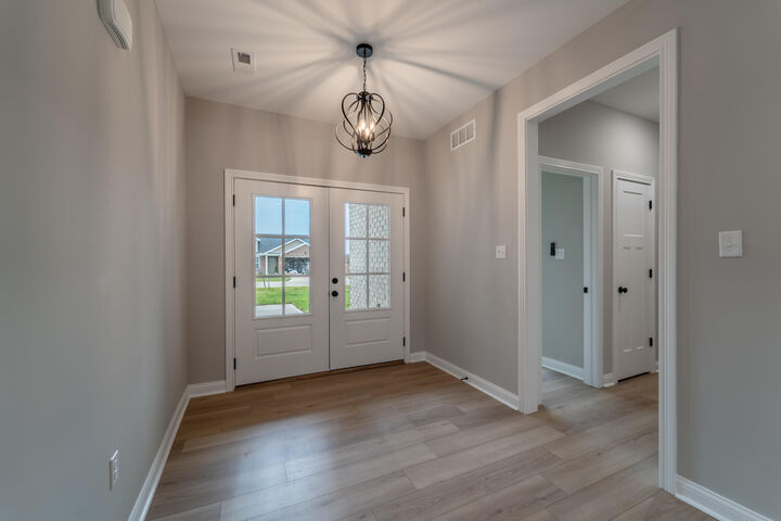 Property Photo:  532 Chickasaw Drive  KY 40475 