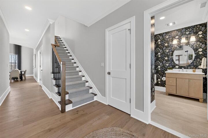 Property Photo: 1810 Soundview Court NY 10598