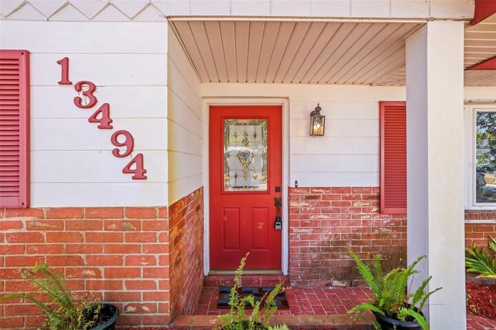 Property Photo:  13494 Bellewood Avenue  FL 33776 