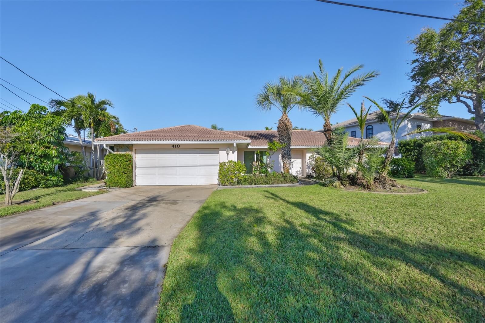 Property Photo:  410 Harbor Drive N  FL 33785 