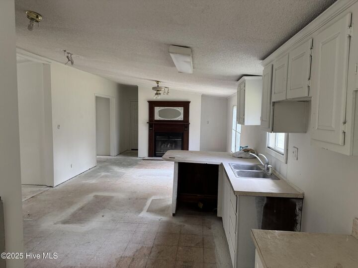 Property Photo:  1118 Henderson Road  NC 28540 