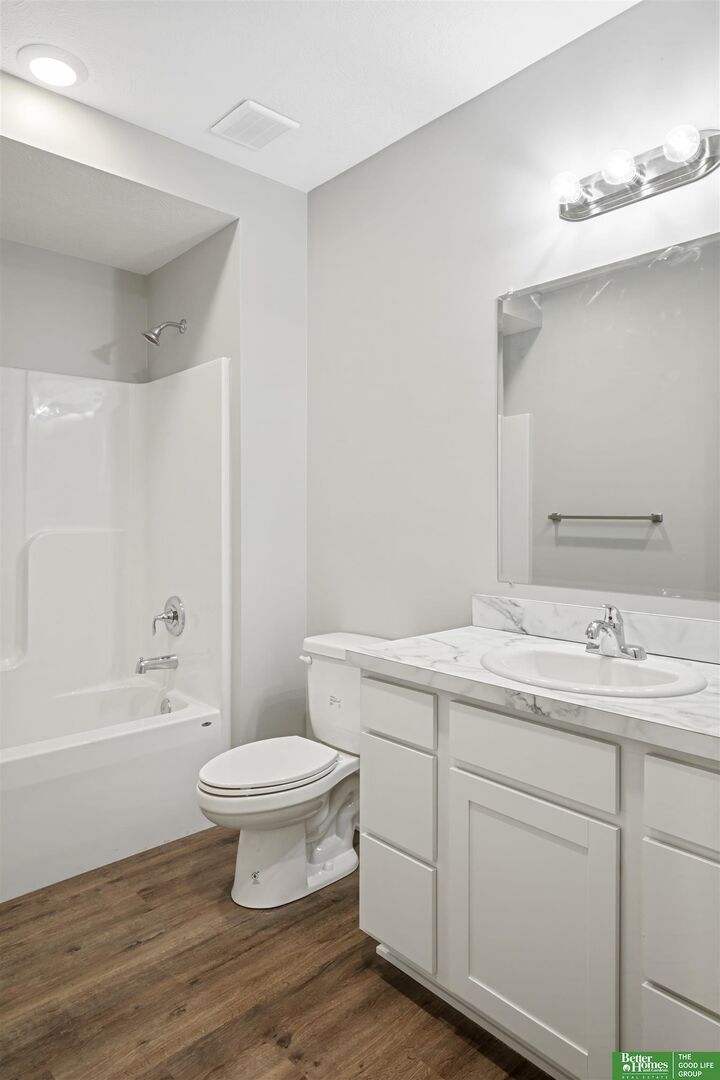 Property Photo:  3938 Blondo Street  NE 68111 