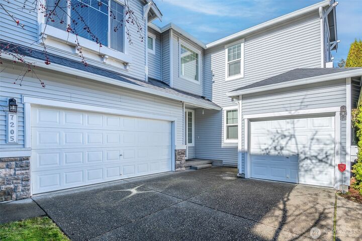 Property Photo: 7205 Perry Avenue SE WA 98092