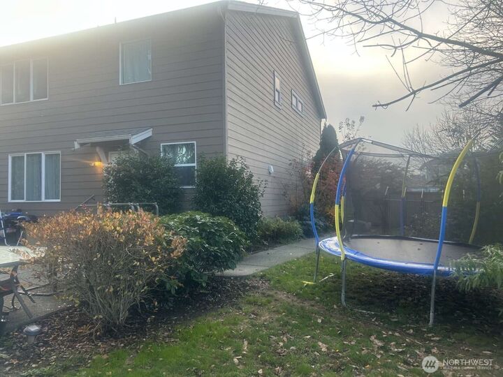Property Photo:  437  20th Street NW  WA 98371 