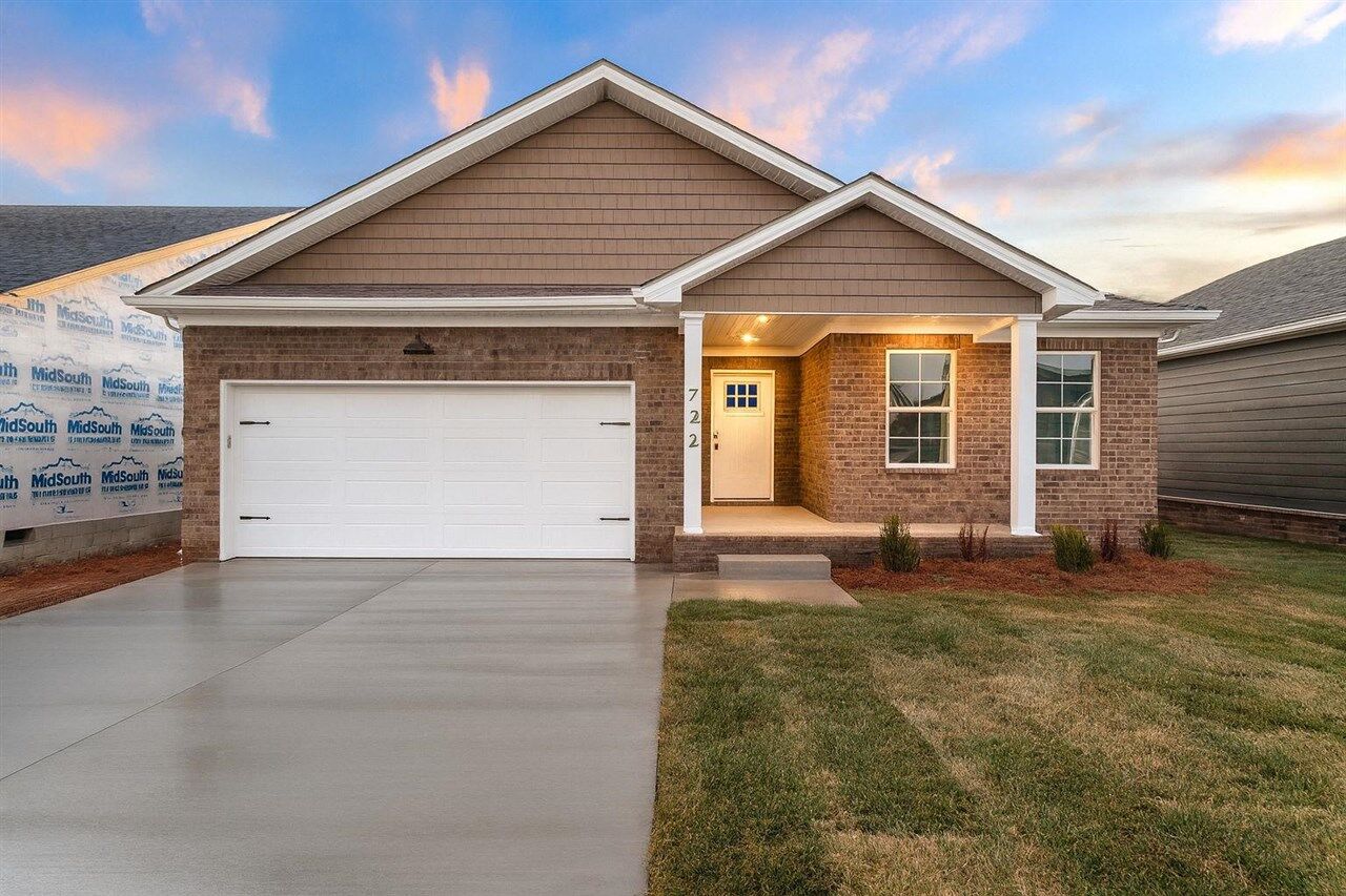 Property Photo: 722 Shelldrake Lane KY 42101