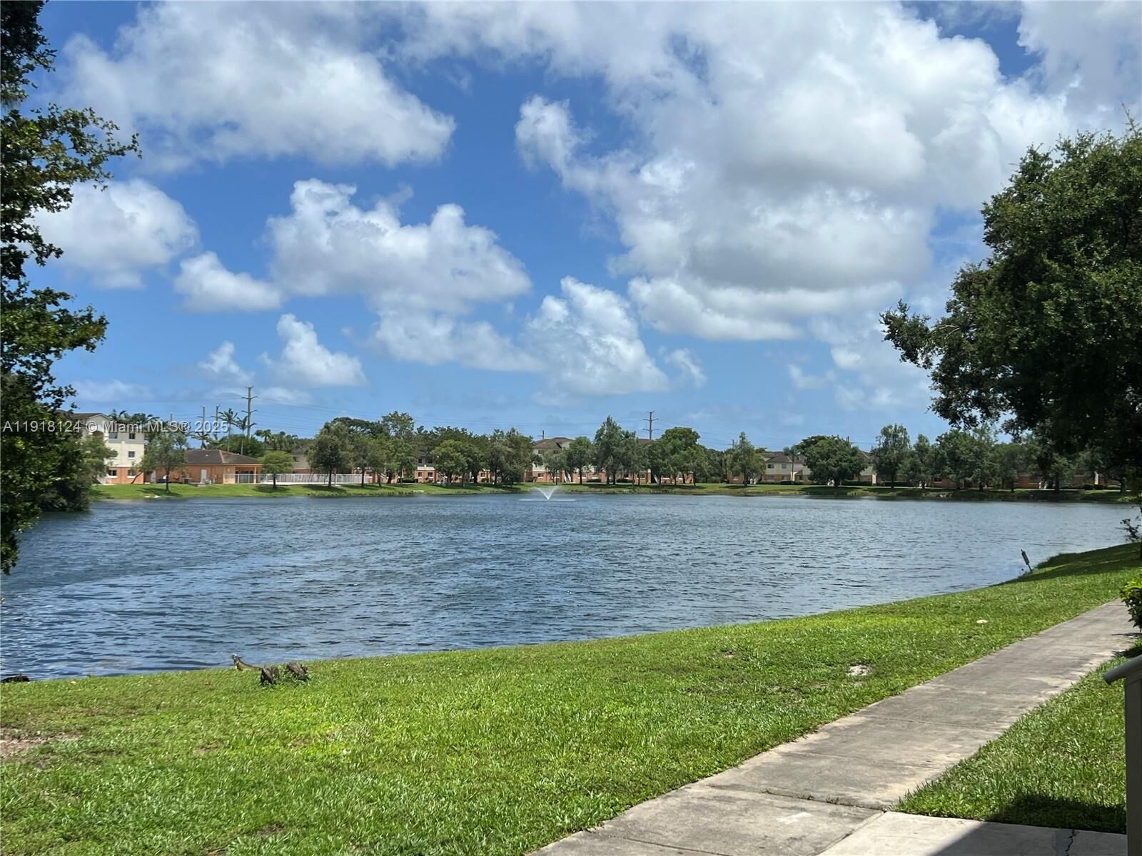 Property Photo:  3690 N 56th Ave 916  FL 33021 